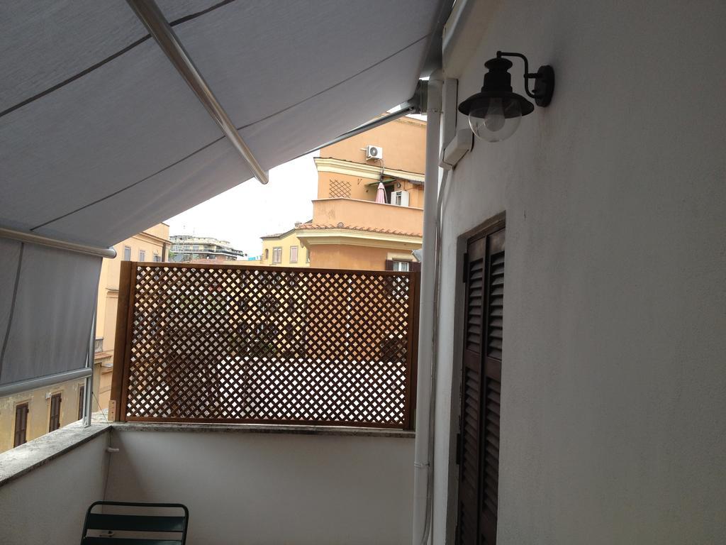 Ferienwohnung L'Attichetto Di Ponte Milvio A Roma Centro Exterior foto